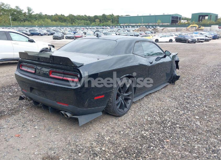 Photo 2 of 2016 Dodge Challenger SXT PLUS (VIN 2C3CDZAG4GH236727)