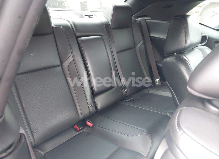 Photo 8 of 2016 Dodge Challenger SXT PLUS (VIN 2C3CDZAG4GH236727)