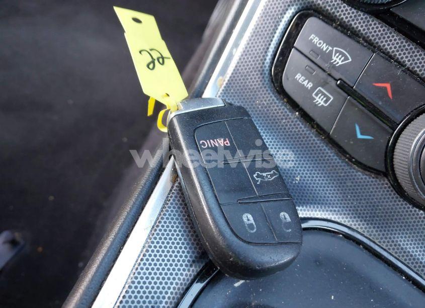 Photo 11 of 2016 Dodge Challenger SXT PLUS (VIN 2C3CDZAG4GH263314)