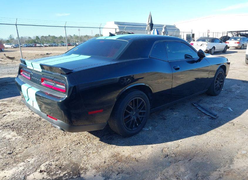 Photo 4 of 2016 Dodge Challenger SXT (VIN 2C3CDZAG4GH338514)