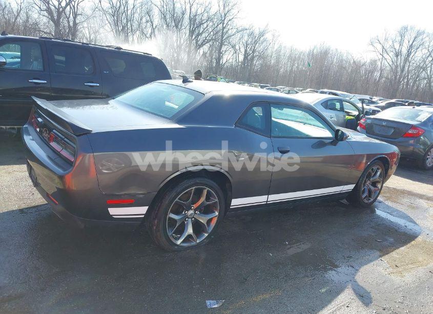 Photo 13 of 2017 Dodge Challenger SXT (VIN 2C3CDZAG4HH539301)