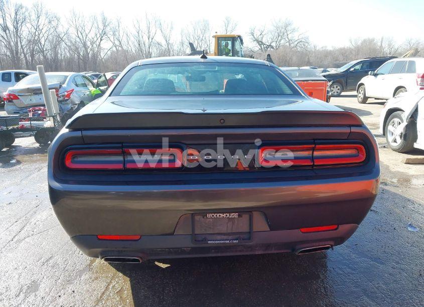Photo 16 of 2017 Dodge Challenger SXT (VIN 2C3CDZAG4HH539301)