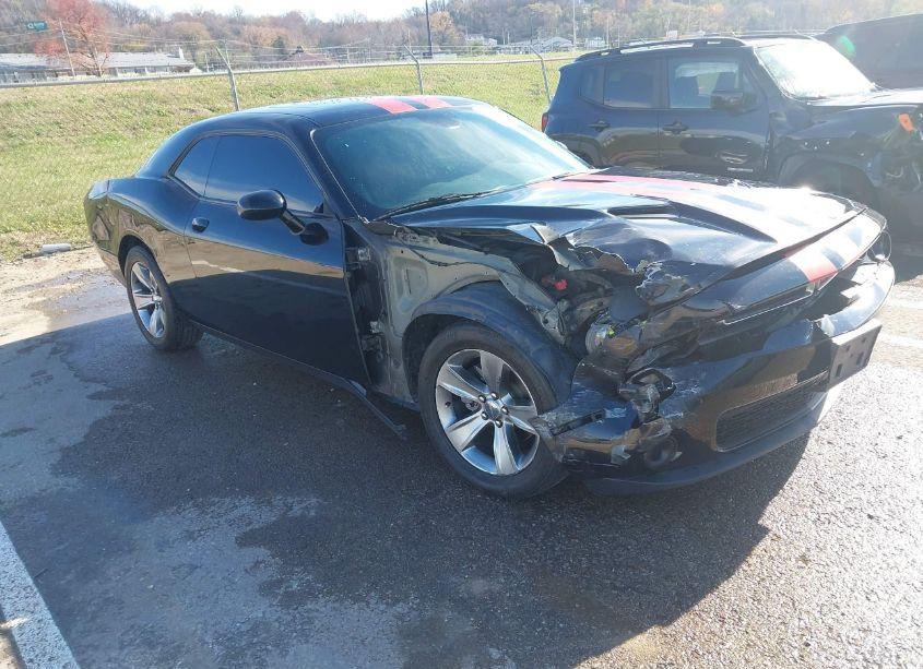2017 Dodge Challenger SXT (VIN 2C3CDZAG4HH617267) main photo