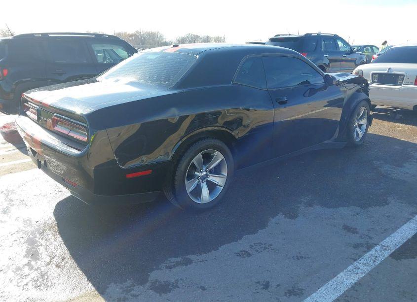 Photo 4 of 2017 Dodge Challenger SXT (VIN 2C3CDZAG4HH617267)