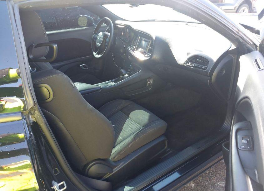 Photo 5 of 2017 Dodge Challenger SXT (VIN 2C3CDZAG4HH617267)