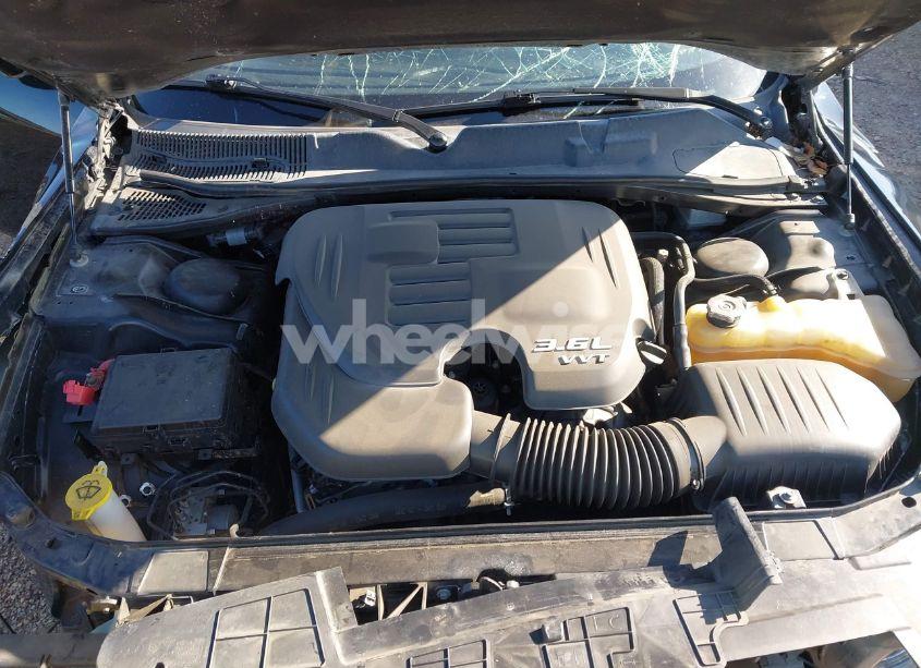 Photo 10 of 2017 Dodge Challenger SXT (VIN 2C3CDZAG4HH635834)