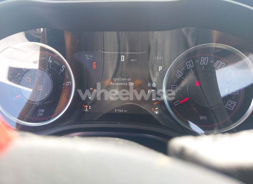 Photo 7 of 2017 Dodge Challenger SXT (VIN 2C3CDZAG4HH635834)