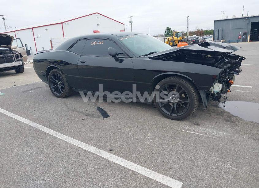 2017 Dodge Challenger SXT (VIN 2C3CDZAG4HH658367) main photo
