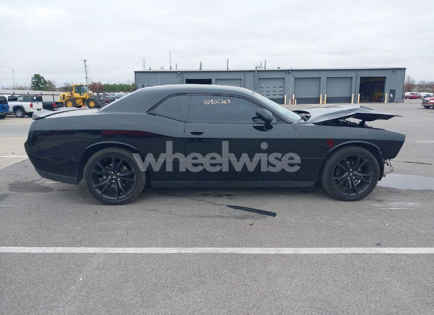 Photo 14 of 2017 Dodge Challenger SXT (VIN 2C3CDZAG4HH658367)