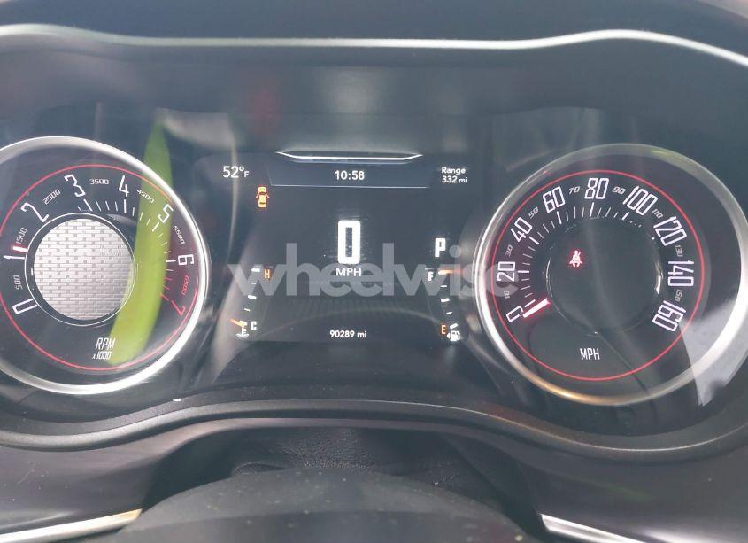 Photo 16 of 2017 Dodge Challenger SXT (VIN 2C3CDZAG4HH658367)