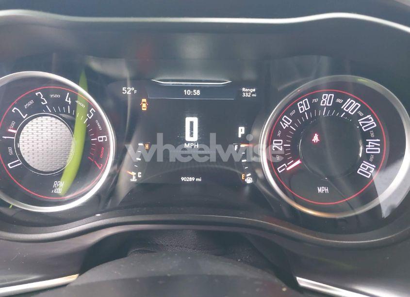 Photo 7 of 2017 Dodge Challenger SXT (VIN 2C3CDZAG4HH658367)