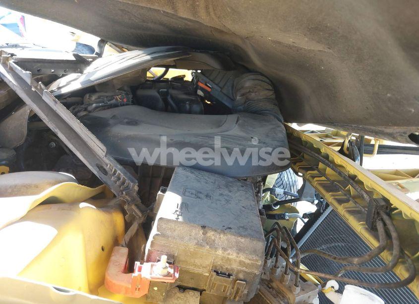 Photo 10 of 2018 Dodge Challenger SXT (VIN 2C3CDZAG4JH152933)