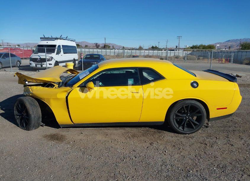 Photo 14 of 2018 Dodge Challenger SXT (VIN 2C3CDZAG4JH152933)