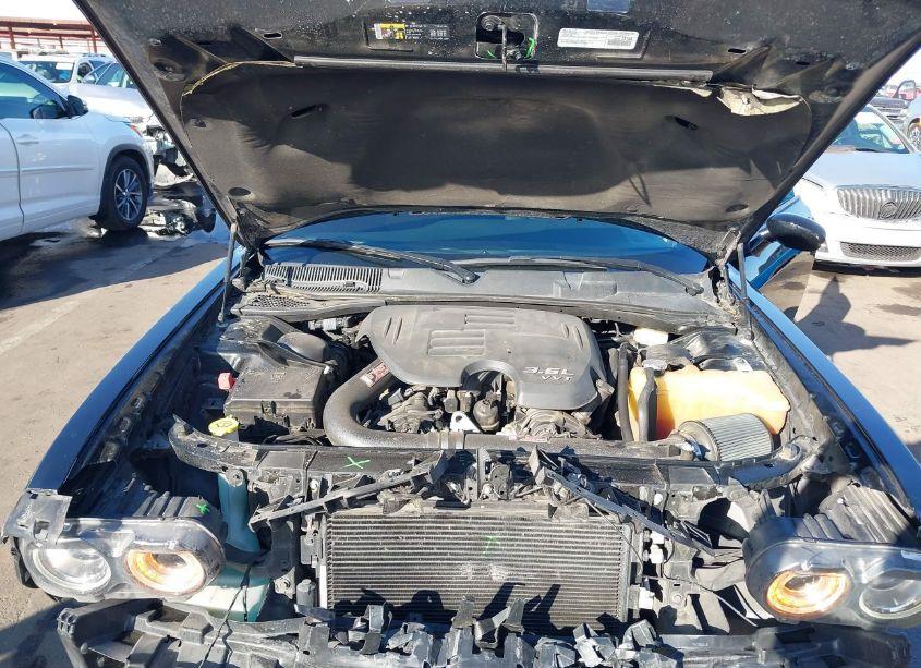 Photo 10 of 2018 Dodge Challenger SXT (VIN 2C3CDZAG4JH303026)