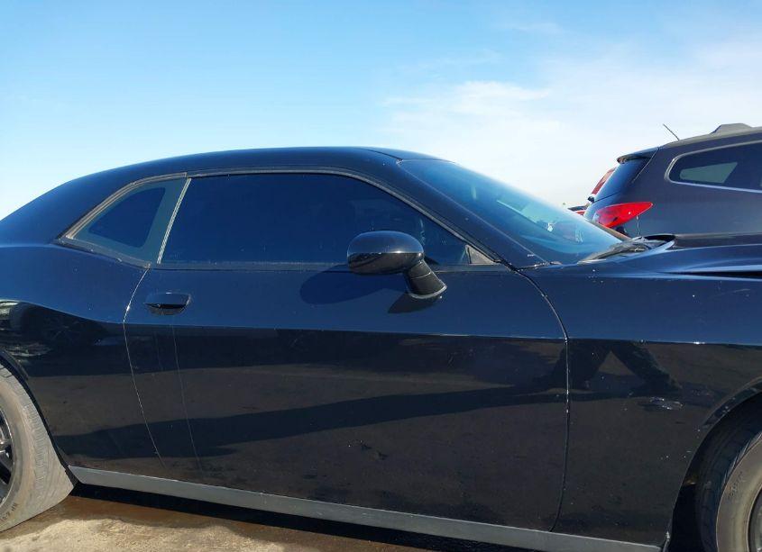 Photo 13 of 2018 Dodge Challenger SXT (VIN 2C3CDZAG4JH303026)