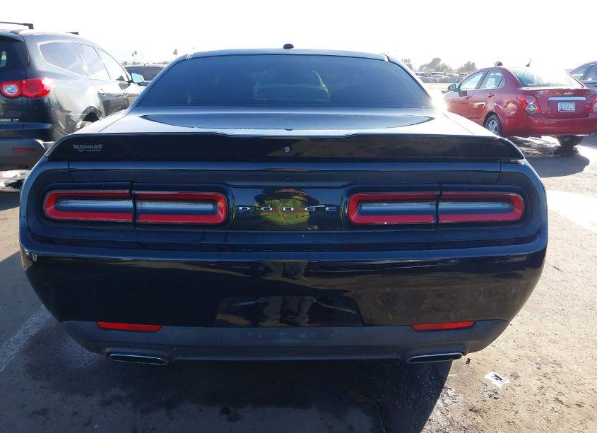 Photo 16 of 2018 Dodge Challenger SXT (VIN 2C3CDZAG4JH303026)