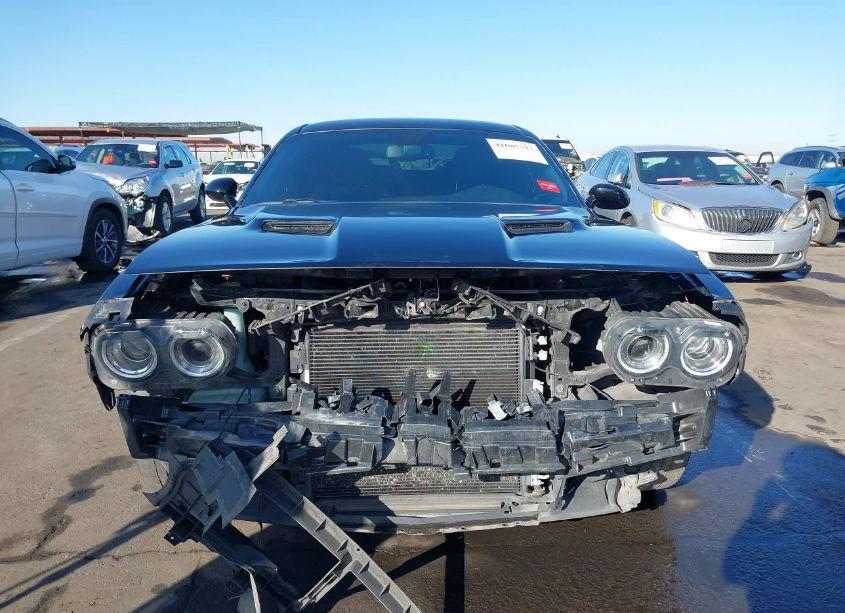 Photo 6 of 2018 Dodge Challenger SXT (VIN 2C3CDZAG4JH303026)