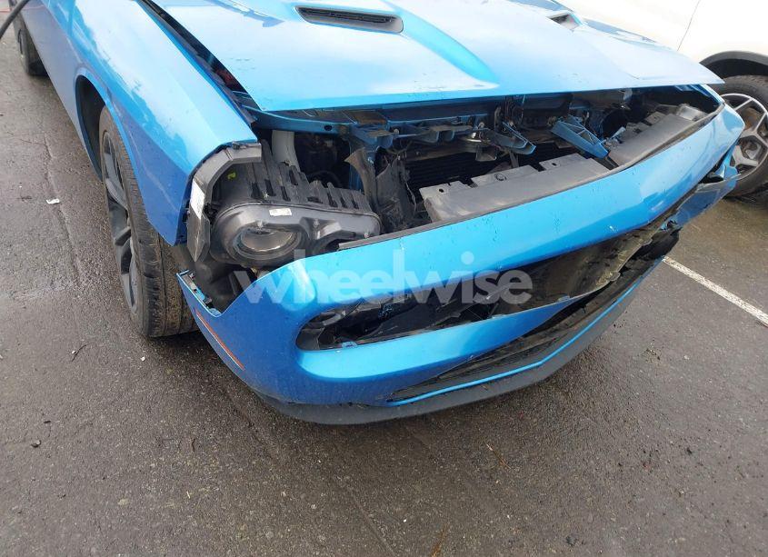Photo 17 of 2018 Dodge Challenger SXT PLUS (VIN 2C3CDZAG4JH333952)