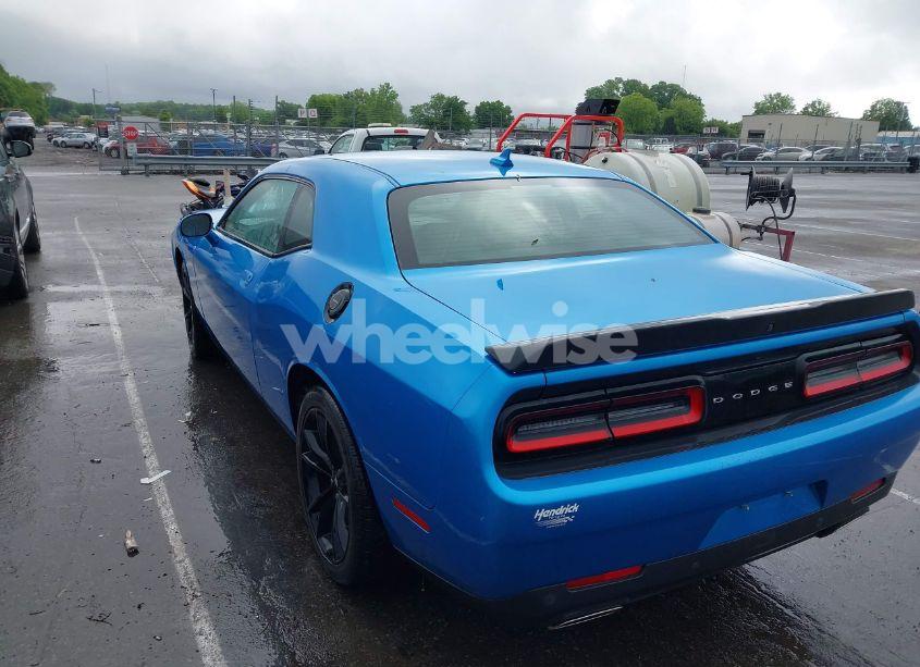 Photo 3 of 2018 Dodge Challenger SXT PLUS (VIN 2C3CDZAG4JH333952)