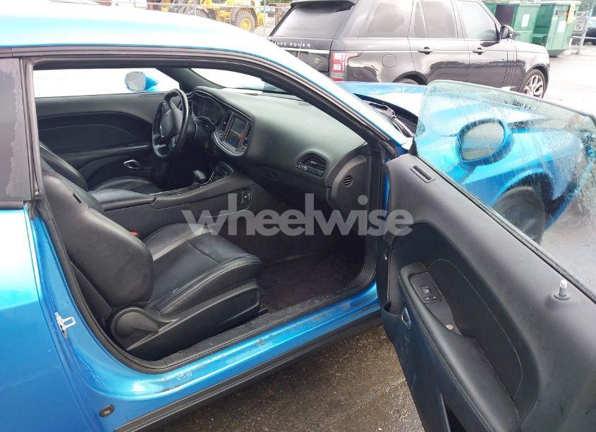 Photo 5 of 2018 Dodge Challenger SXT PLUS (VIN 2C3CDZAG4JH333952)