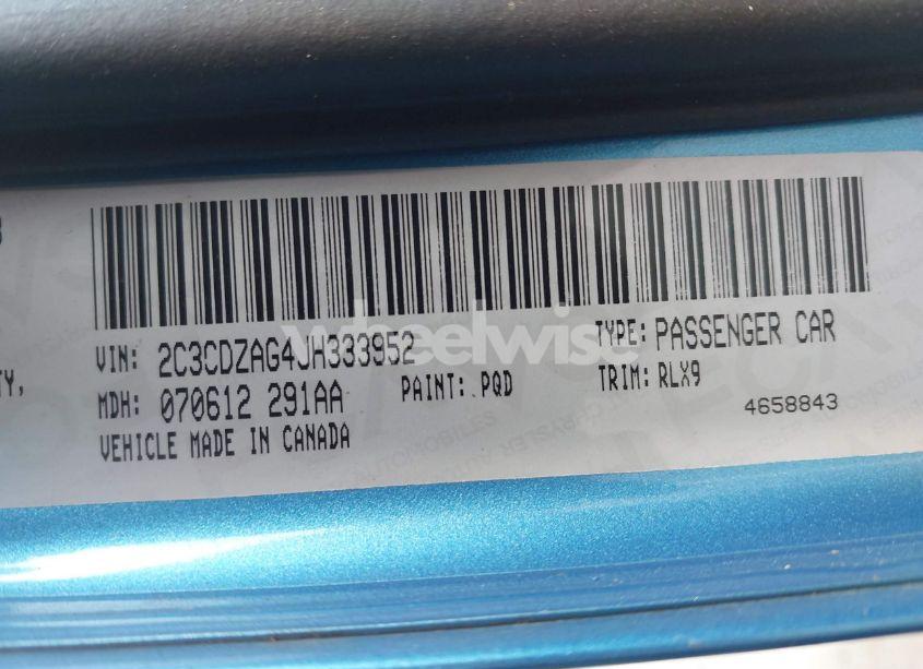 Photo 9 of 2018 Dodge Challenger SXT PLUS (VIN 2C3CDZAG4JH333952)