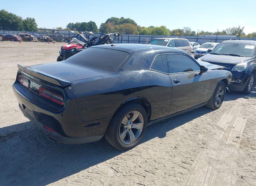 Photo 4 of 2019 Dodge Challenger SXT (VIN 2C3CDZAG4KH718929)