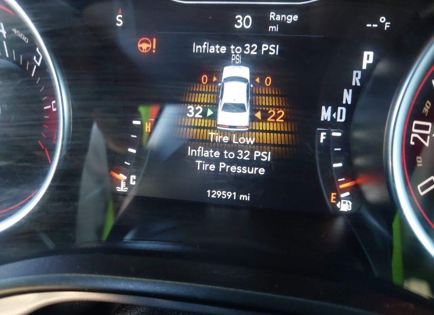 Photo 15 of 2019 Dodge Challenger SXT (VIN 2C3CDZAG4KH751560)