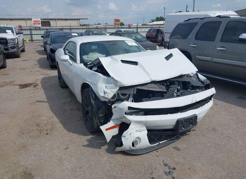 2020 Dodge Challenger SXT (VIN 2C3CDZAG4LH152420) main photo