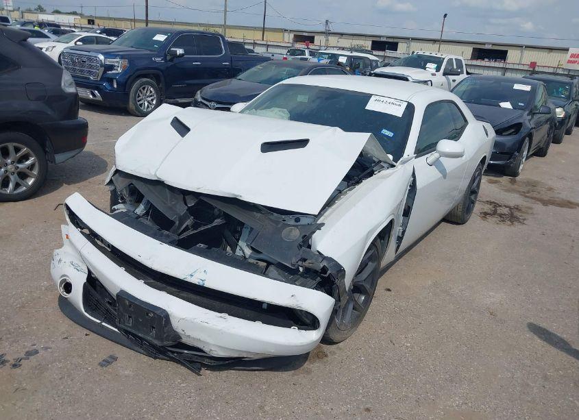 Photo 2 of 2020 Dodge Challenger SXT (VIN 2C3CDZAG4LH152420)