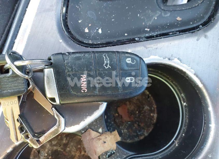 Photo 11 of 2015 Dodge Challenger SXT (VIN 2C3CDZAG5FH712806)