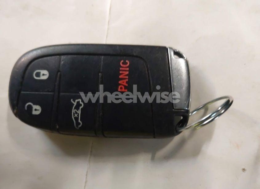 Photo 11 of 2015 Dodge Challenger SXT (VIN 2C3CDZAG5FH821928)