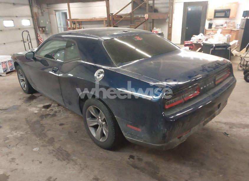 Photo 3 of 2015 Dodge Challenger SXT (VIN 2C3CDZAG5FH821928)