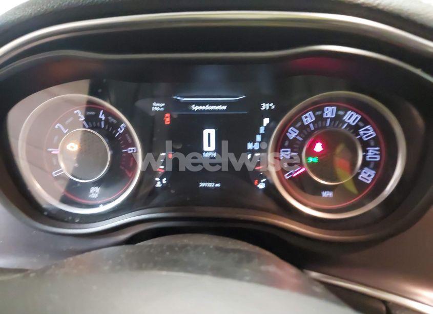 Photo 7 of 2015 Dodge Challenger SXT (VIN 2C3CDZAG5FH821928)