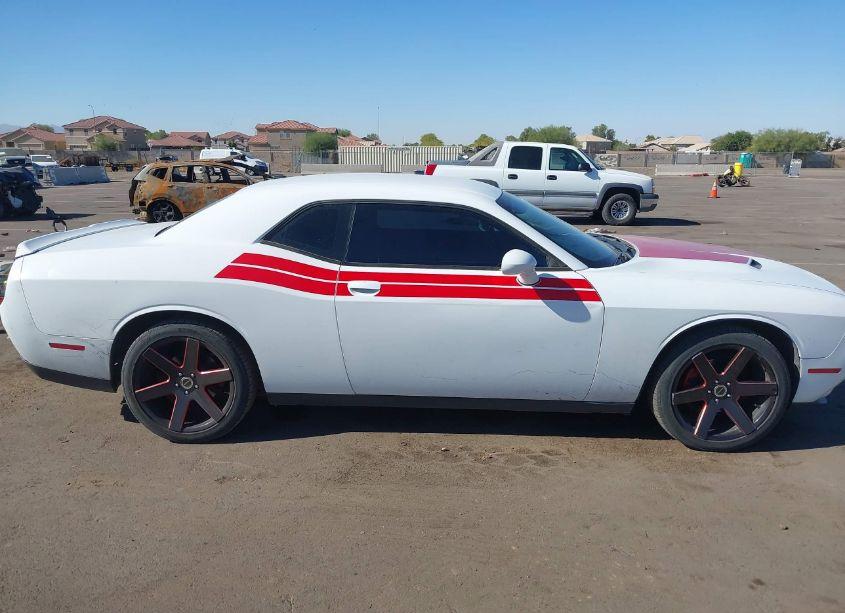 Photo 13 of 2016 Dodge Challenger SXT (VIN 2C3CDZAG5GH113521)