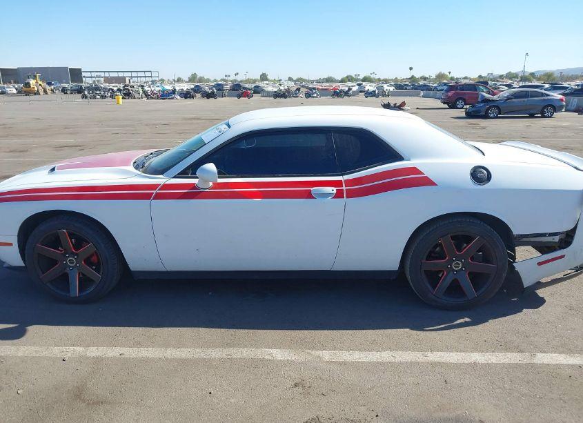 Photo 14 of 2016 Dodge Challenger SXT (VIN 2C3CDZAG5GH113521)