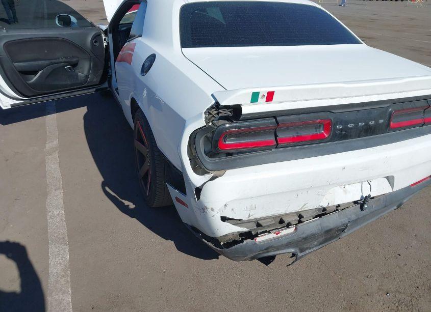 Photo 6 of 2016 Dodge Challenger SXT (VIN 2C3CDZAG5GH113521)