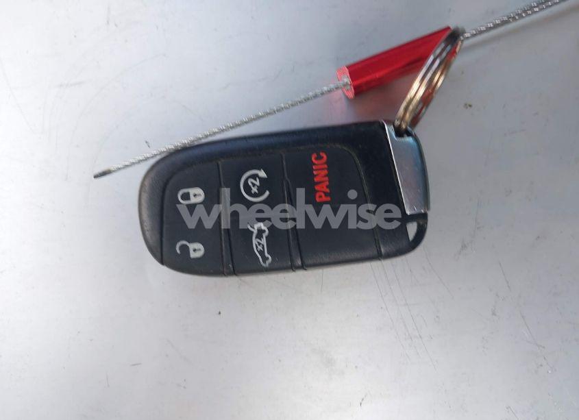 Photo 11 of 2016 Dodge Challenger SXT (VIN 2C3CDZAG5GH131081)