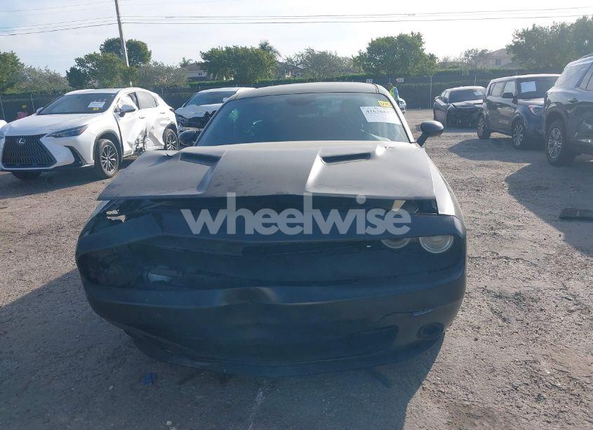 Photo 12 of 2016 Dodge Challenger SXT (VIN 2C3CDZAG5GH131081)