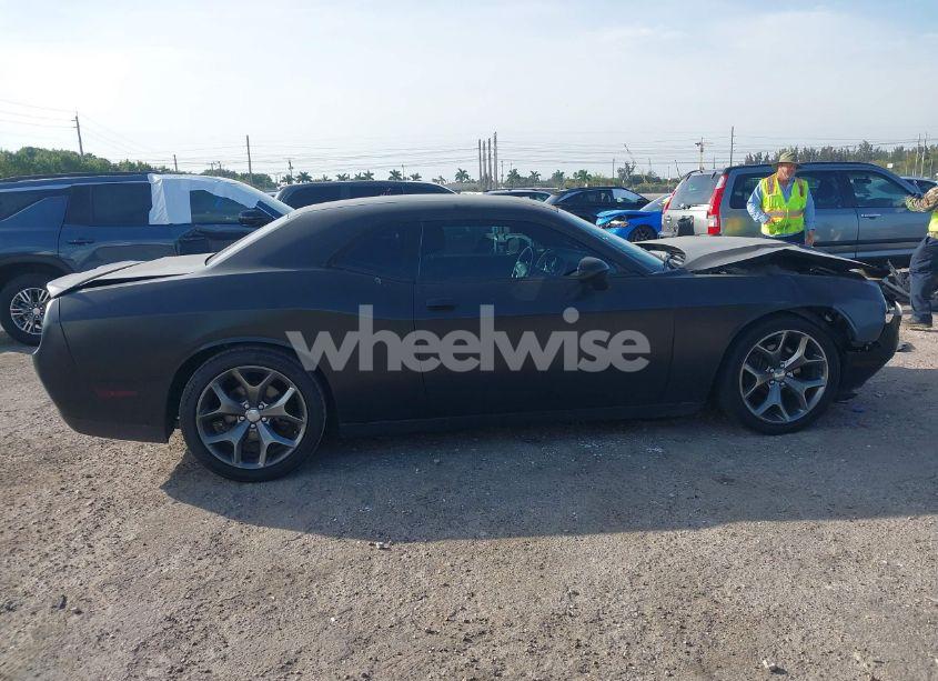 Photo 13 of 2016 Dodge Challenger SXT (VIN 2C3CDZAG5GH131081)