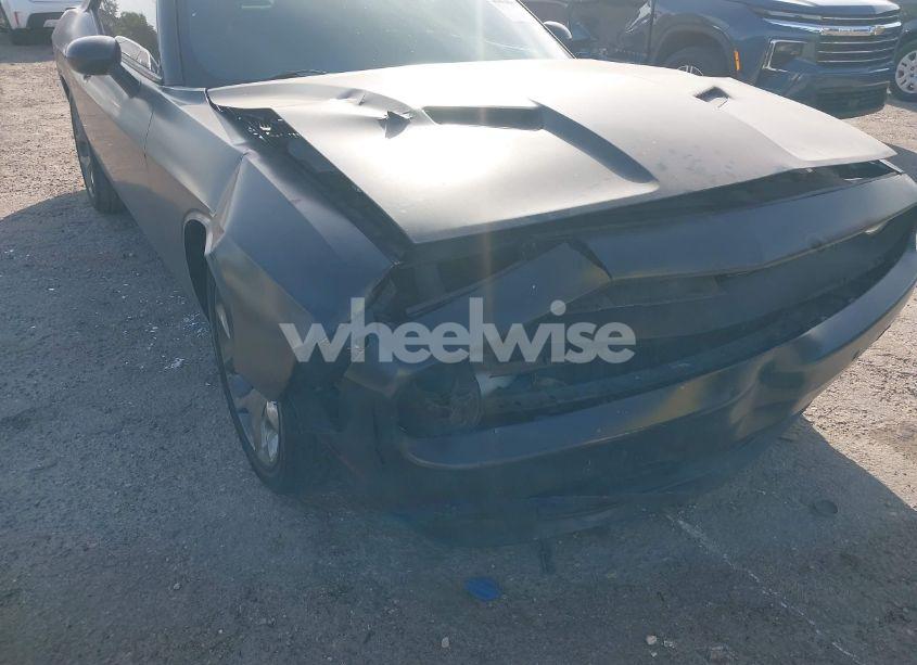 Photo 6 of 2016 Dodge Challenger SXT (VIN 2C3CDZAG5GH131081)