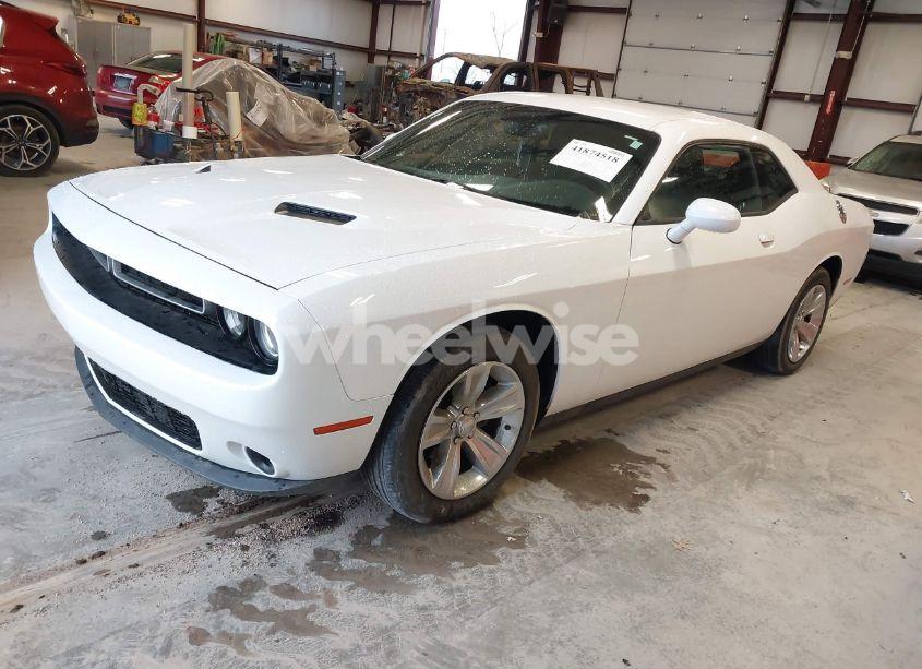 Photo 2 of 2016 Dodge Challenger SXT (VIN 2C3CDZAG5GH171905)