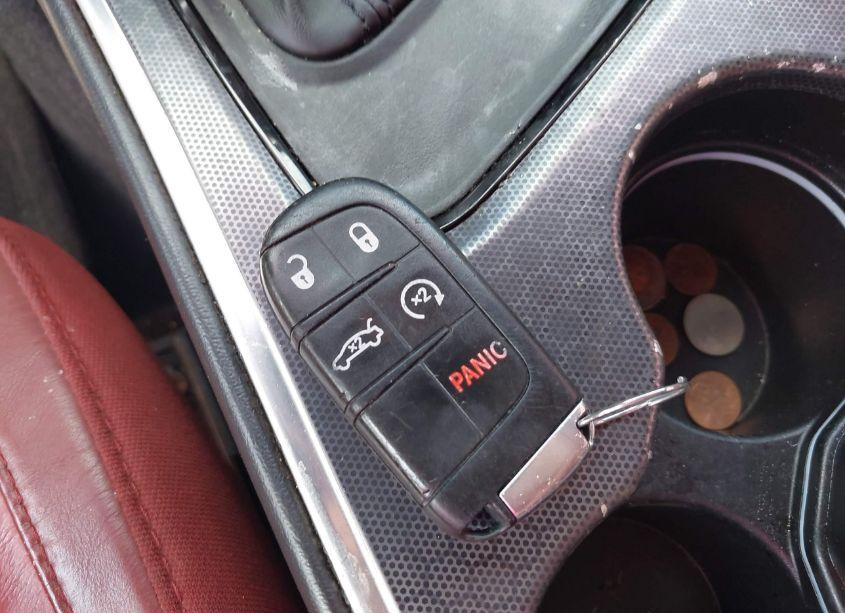 Photo 11 of 2016 Dodge Challenger SXT PLUS (VIN 2C3CDZAG5GH177882)