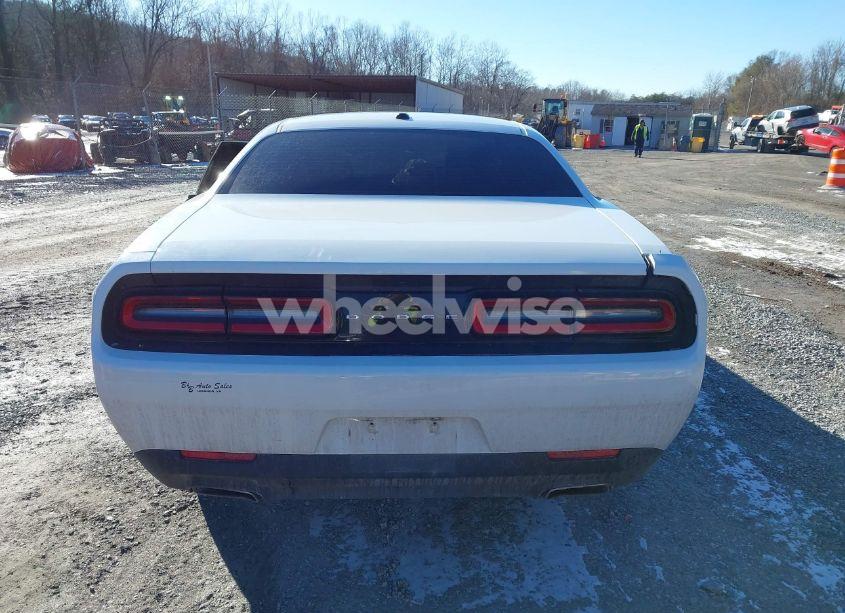 Photo 15 of 2016 Dodge Challenger SXT (VIN 2C3CDZAG5GH193130)