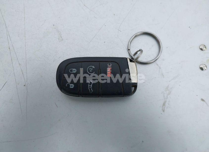 Photo 11 of 2017 Dodge Challenger SXT PLUS (VIN 2C3CDZAG5HH501706)