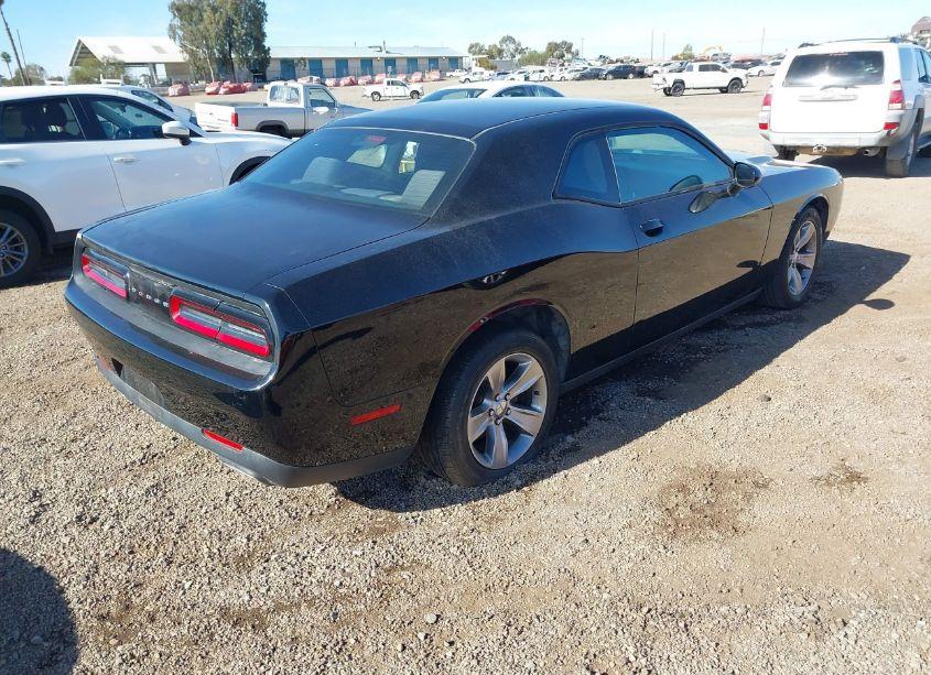 Photo 4 of 2017 Dodge Challenger SXT (VIN 2C3CDZAG5HH502208)