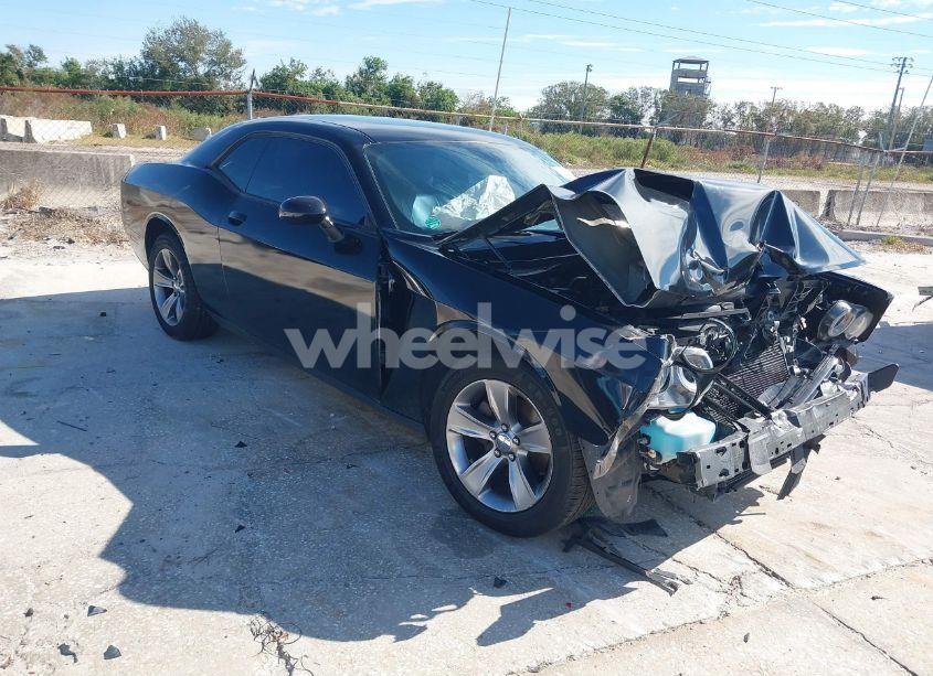 2017 Dodge Challenger SXT (VIN 2C3CDZAG5HH568984) main photo