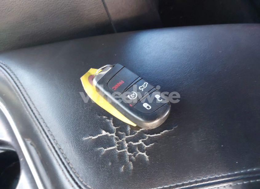 Photo 11 of 2017 Dodge Challenger SXT (VIN 2C3CDZAG5HH568984)