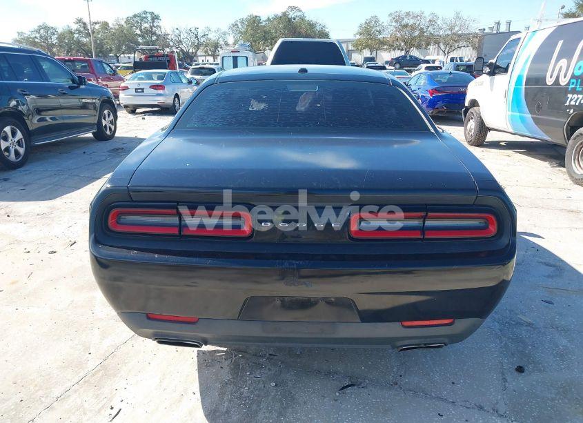 Photo 16 of 2017 Dodge Challenger SXT (VIN 2C3CDZAG5HH568984)