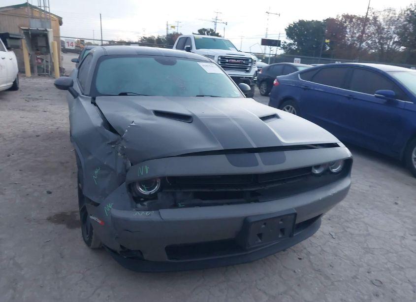 Photo 12 of 2017 Dodge Challenger SXT (VIN 2C3CDZAG5HH592637)