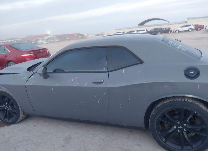 Photo 14 of 2017 Dodge Challenger SXT (VIN 2C3CDZAG5HH592637)